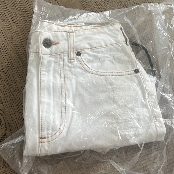 SER.O.YA Alli Skirt in White Mini Skirt Size 23 Denim Jean NWT REVOLVE short - Picture 6 of 10